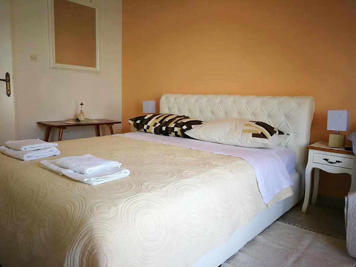 Apartmani Rija 3 Pag Town 0*,  Chorwacja